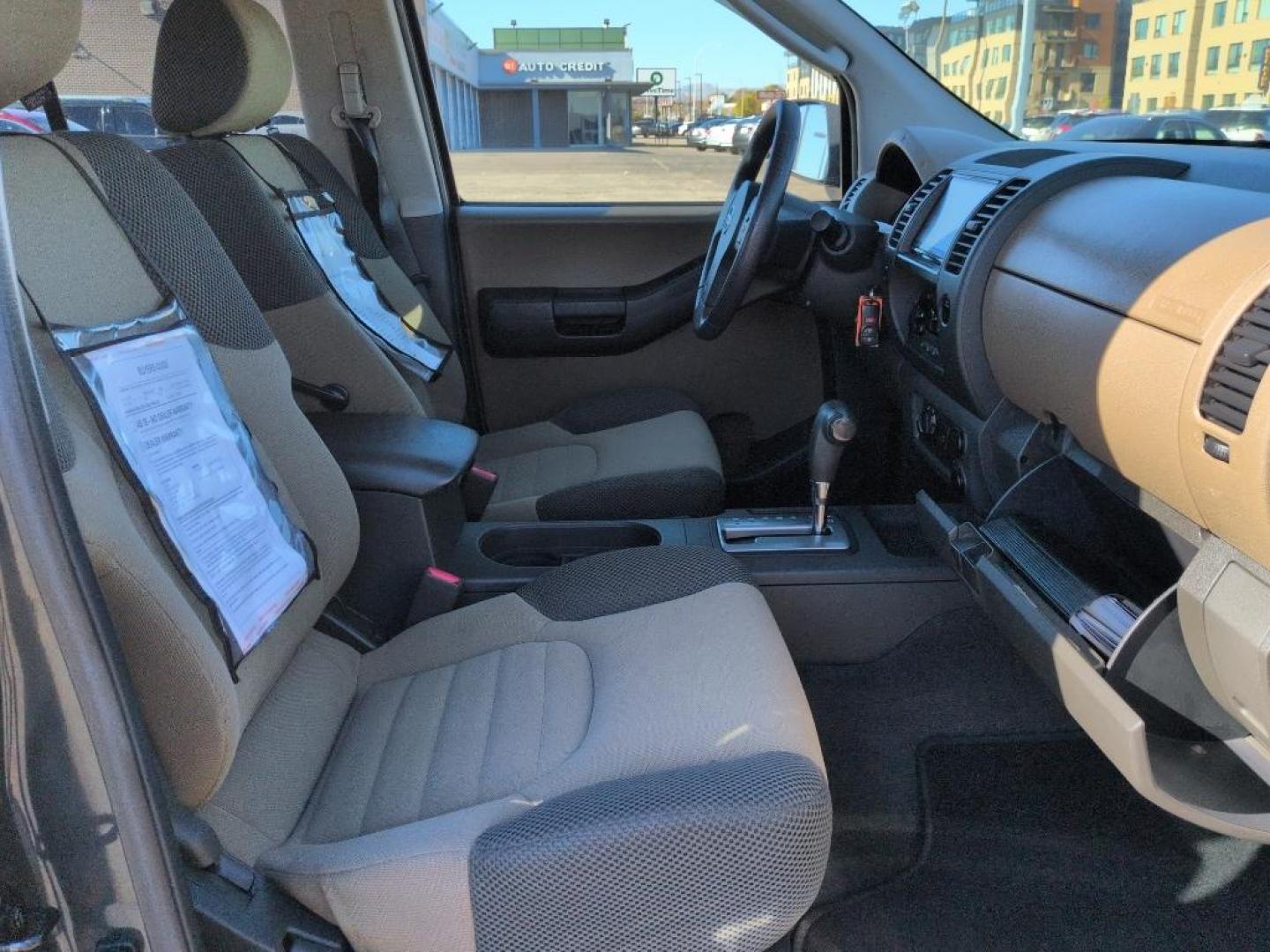 2006 GRAY Nissan Xterra OR 4WD (5N1AN08W06C) with an V6, 4.0L engine, Automatic transmission, located at 10890 W. Colfax Ave., Lakewood, CO, 80215, (303) 274-7692, 39.739914, -105.120132 - Photo#18