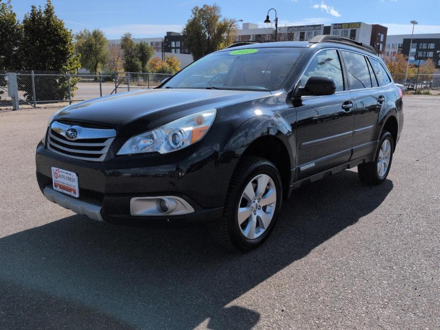 2012 BLUE Subaru Outback 3.6R Limited (4S4BRDLC9C2) with an 6 Cyl, 3.6L engine, Automatic transmission, located at 10890 W. Colfax Ave., Lakewood, CO, 80215, (303) 274-7692, 39.739914, -105.120132 - Photo#0