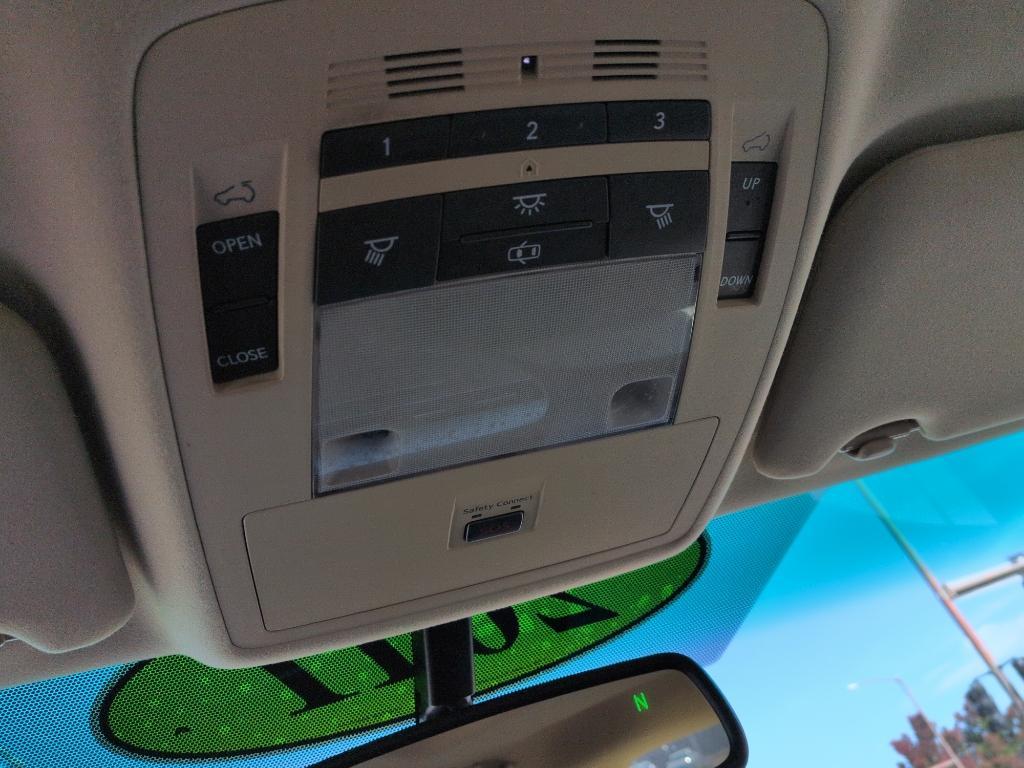 2011 RED Lexus RX 350 Base (2T2ZK1BA1BC) with an V6, 3.5L engine, Automatic transmission, located at 10890 W. Colfax Ave., Lakewood, CO, 80215, (303) 274-7692, 39.739914, -105.120132 - Photo#13