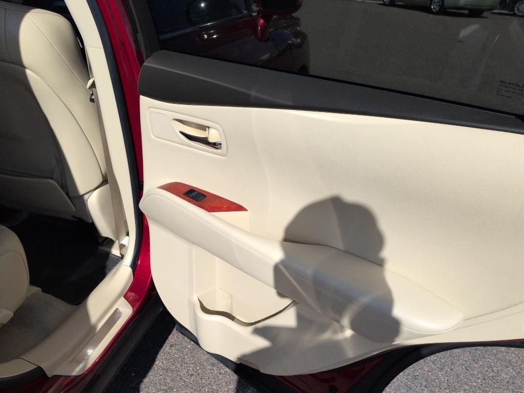 2011 RED Lexus RX 350 Base (2T2ZK1BA1BC) with an V6, 3.5L engine, Automatic transmission, located at 10890 W. Colfax Ave., Lakewood, CO, 80215, (303) 274-7692, 39.739914, -105.120132 - Photo#19