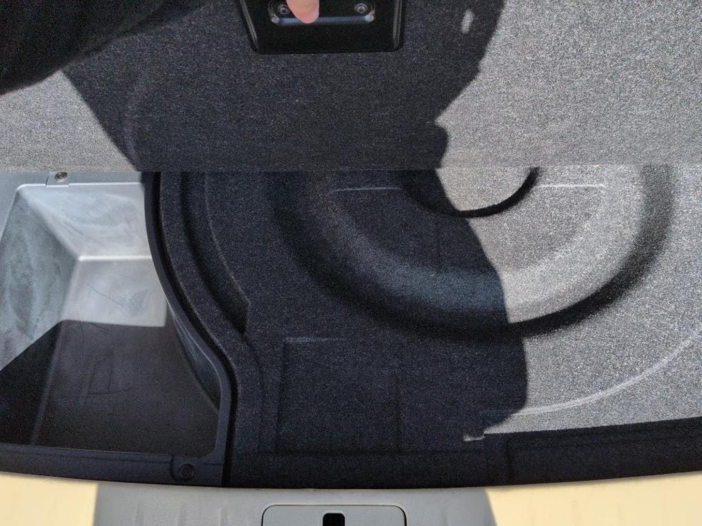 2011 RED Lexus RX 350 Base (2T2ZK1BA1BC) with an V6, 3.5L engine, Automatic transmission, located at 10890 W. Colfax Ave., Lakewood, CO, 80215, (303) 274-7692, 39.739914, -105.120132 - Photo#21