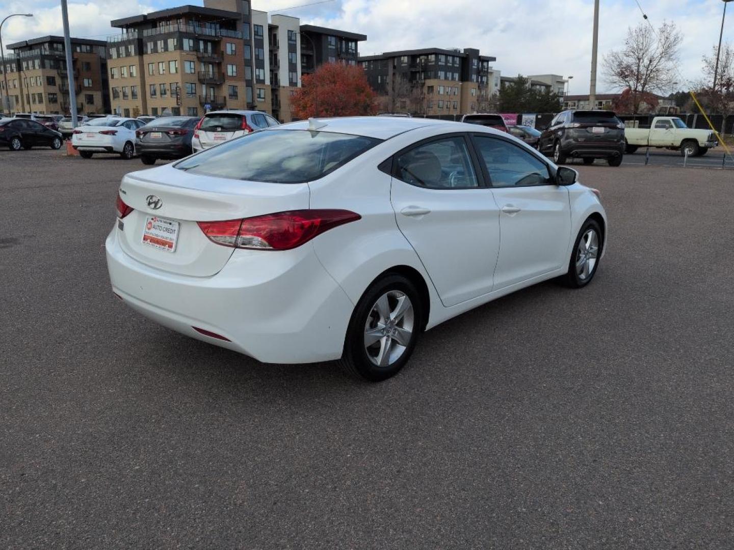 2012 WHITE Hyundai Elantra LIMITED (5NPDH4AEXCH) with an 4 Cyl, 1.8L engine, Automatic transmission, located at 10890 W. Colfax Ave., Lakewood, CO, 80215, (303) 274-7692, 39.739914, -105.120132 - Photo#4