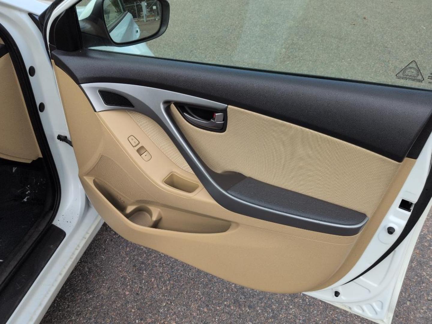 2012 WHITE Hyundai Elantra LIMITED (5NPDH4AEXCH) with an 4 Cyl, 1.8L engine, Automatic transmission, located at 10890 W. Colfax Ave., Lakewood, CO, 80215, (303) 274-7692, 39.739914, -105.120132 - Photo#16