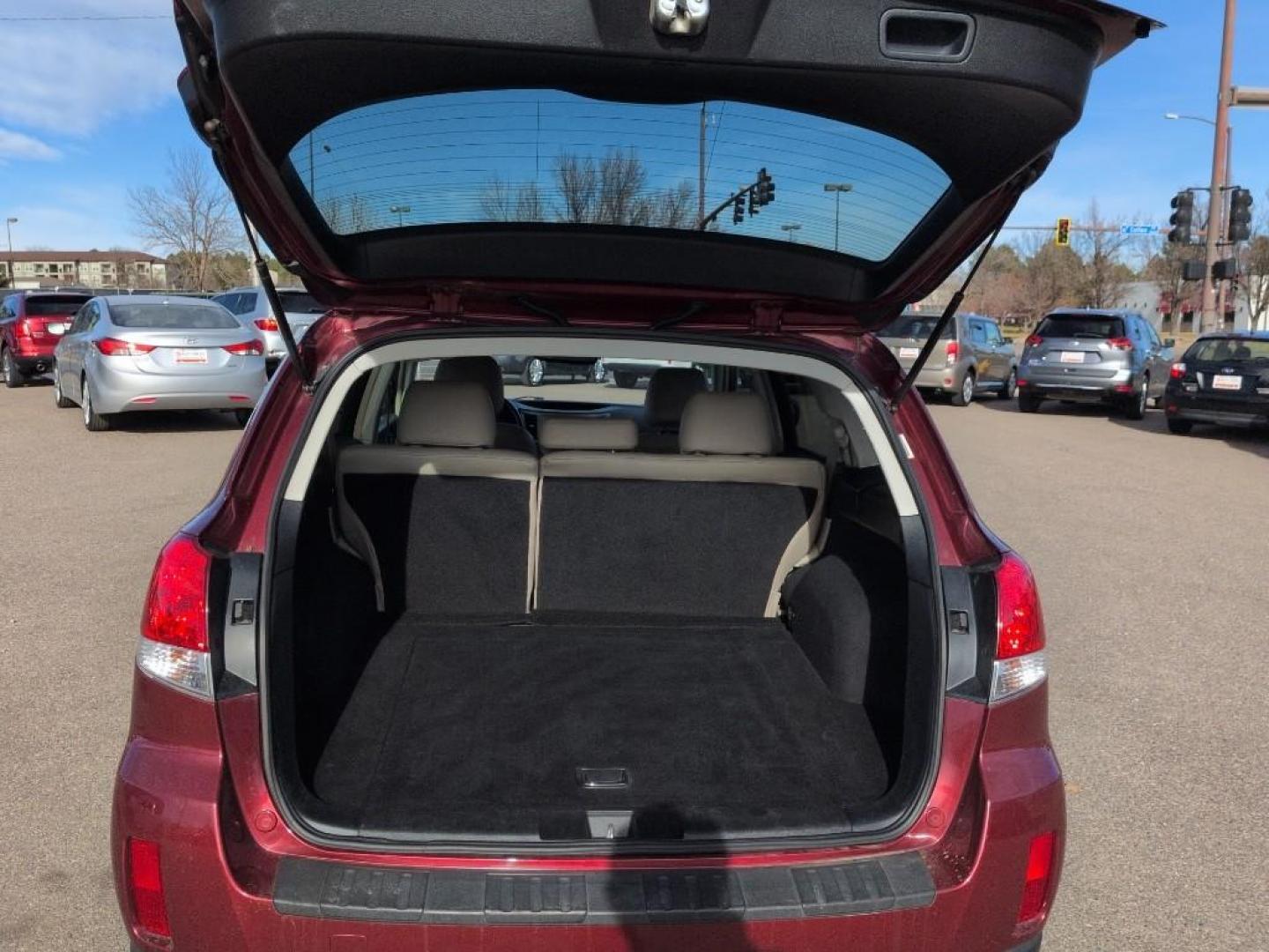2011 RED Subaru Outback 2.5i Premium (4S4BRCGC0B3) with an 4 Cyl, 2.5L engine, Automatic transmission, located at 10890 W. Colfax Ave., Lakewood, CO, 80215, (303) 274-7692, 39.739914, -105.120132 - Photo#22