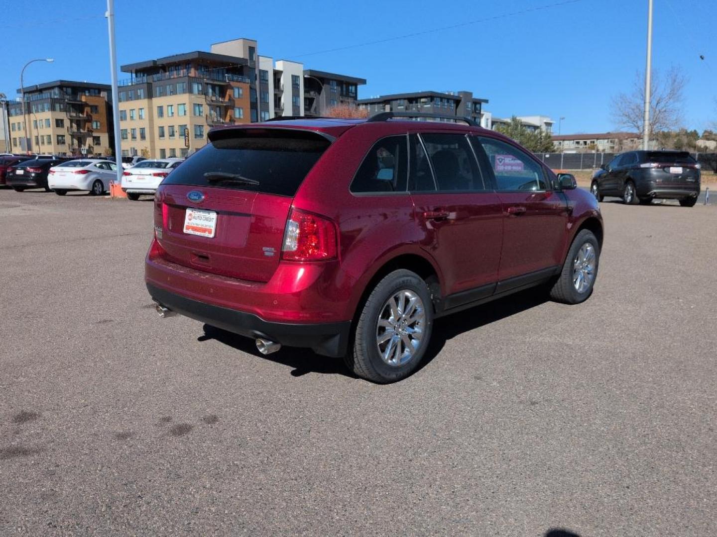 2014 RED Ford Edge SEL (2FMDK4JC8EB) with an V6, 3.5L engine, Automatic transmission, located at 10890 W. Colfax Ave., Lakewood, CO, 80215, (303) 274-7692, 39.739914, -105.120132 - Photo#5