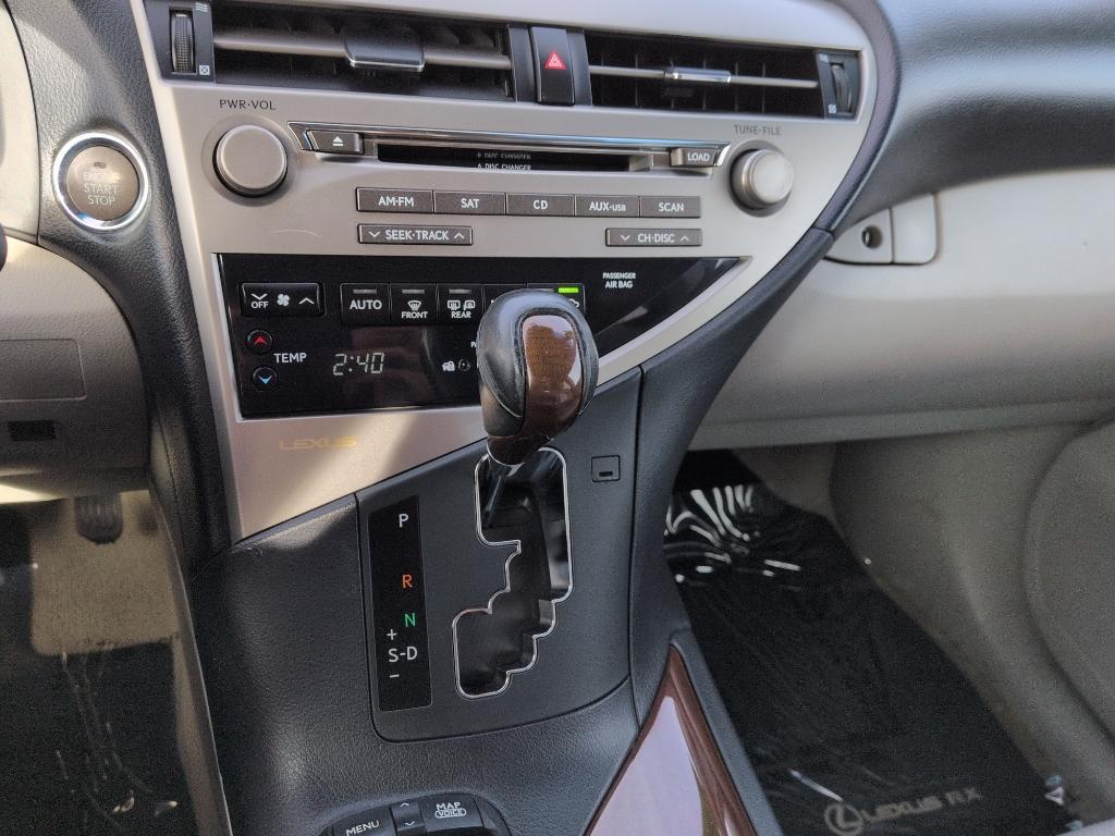 2012 GRAY Lexus RX 350 Base (2T2BK1BA6CC) with an V6, 3.5L engine, Automatic transmission, located at 10890 W. Colfax Ave., Lakewood, CO, 80215, (303) 274-7692, 39.739914, -105.120132 - Photo#13