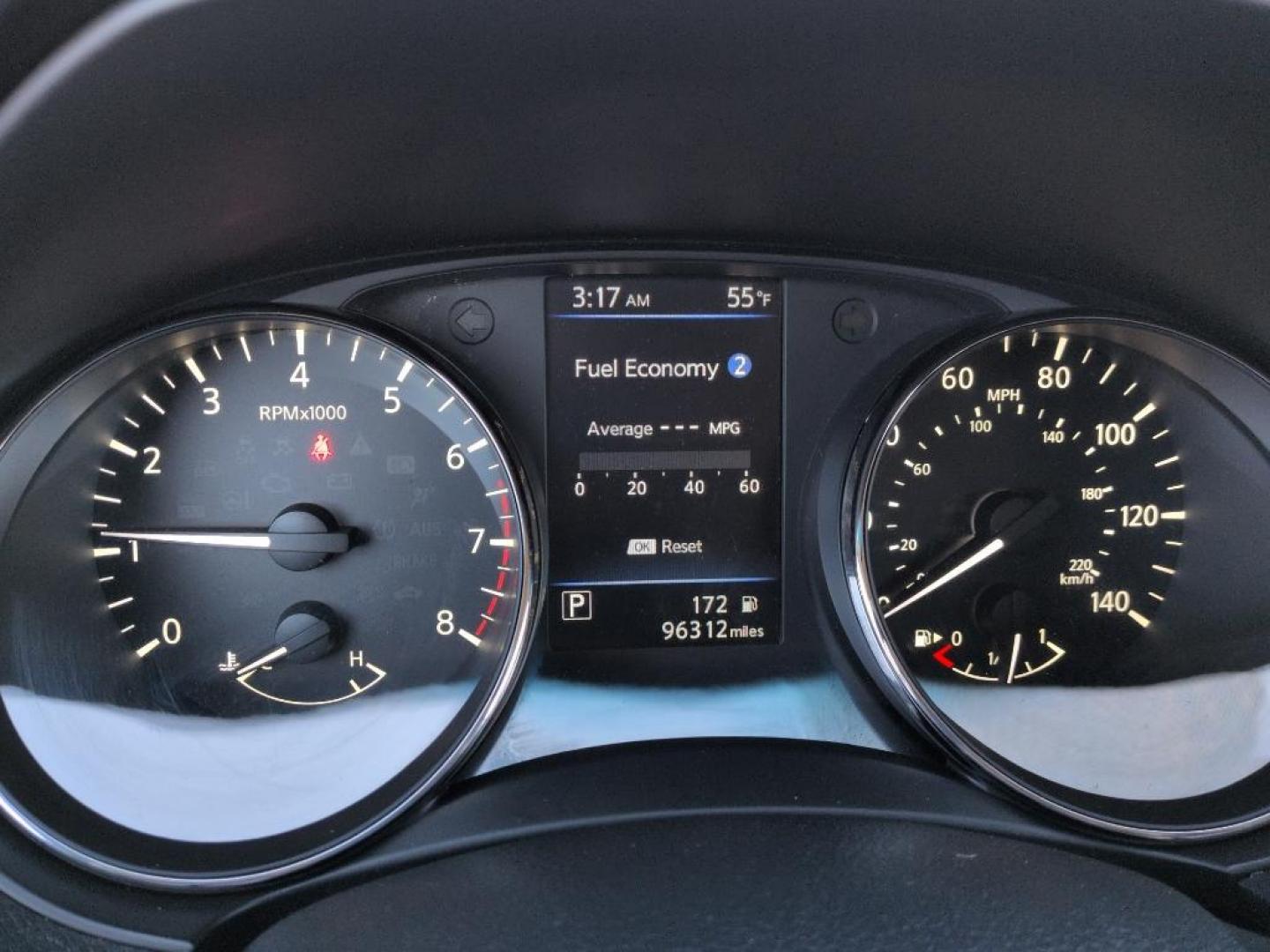 2018 GRAY Nissan Rogue SV AWD (KNMAT2MV0JP) with an 4 Cyl, 2.5L engine, Automatic transmission, located at 10890 W. Colfax Ave., Lakewood, CO, 80215, (303) 274-7692, 39.739914, -105.120132 - Photo#11