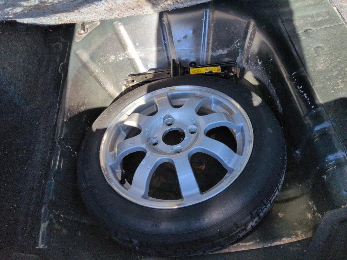 2015 BLACK /ACTUAL Ford Fiesta SE (3FADP4BJ7FM) with an 4 Cyl, 1.6L engine, Automatic transmission, located at 10890 W. Colfax Ave., Lakewood, CO, 80215, (303) 274-7692, 39.739914, -105.120132 - Photo#21