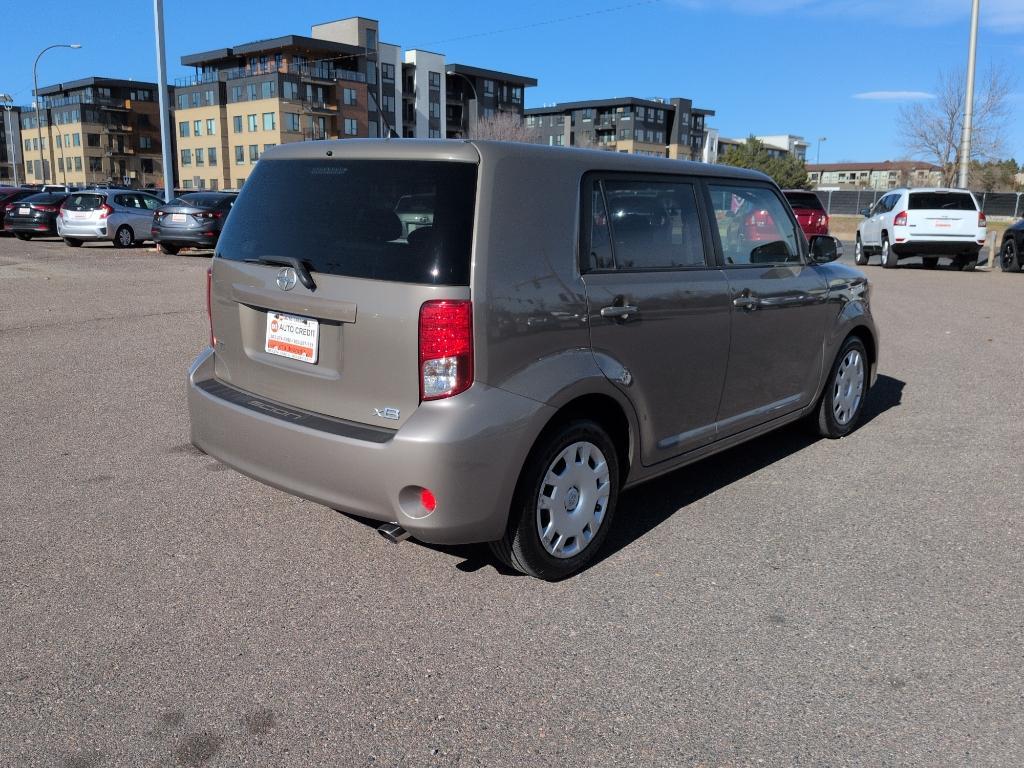 2012 GRAY Scion xB Base (JTLZE4FE3CJ) with an 4 Cyl, 2.4L engine, Manual transmission, located at 10890 W. Colfax Ave., Lakewood, CO, 80215, (303) 274-7692, 39.739914, -105.120132 - Photo#4