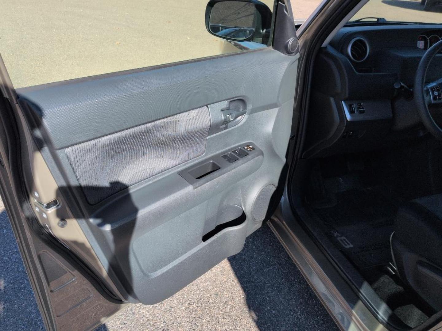 2012 GRAY Scion xB Base (JTLZE4FE3CJ) with an 4 Cyl, 2.4L engine, Manual transmission, located at 10890 W. Colfax Ave., Lakewood, CO, 80215, (303) 274-7692, 39.739914, -105.120132 - Photo#8