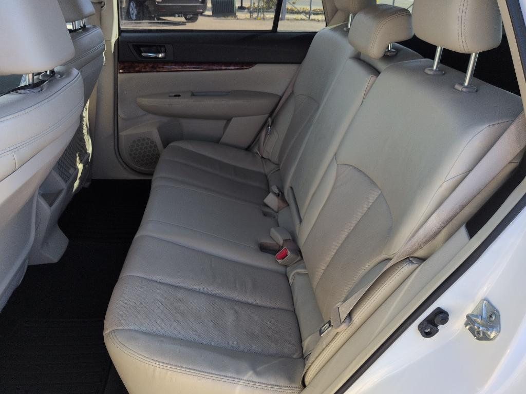 2011 WHITE Subaru Outback 2.5i Limited (4S4BRCLC5B3) with an 4 Cyl, 2.5L engine, Automatic transmission, located at 10890 W. Colfax Ave., Lakewood, CO, 80215, (303) 274-7692, 39.739914, -105.120132 - Photo#17