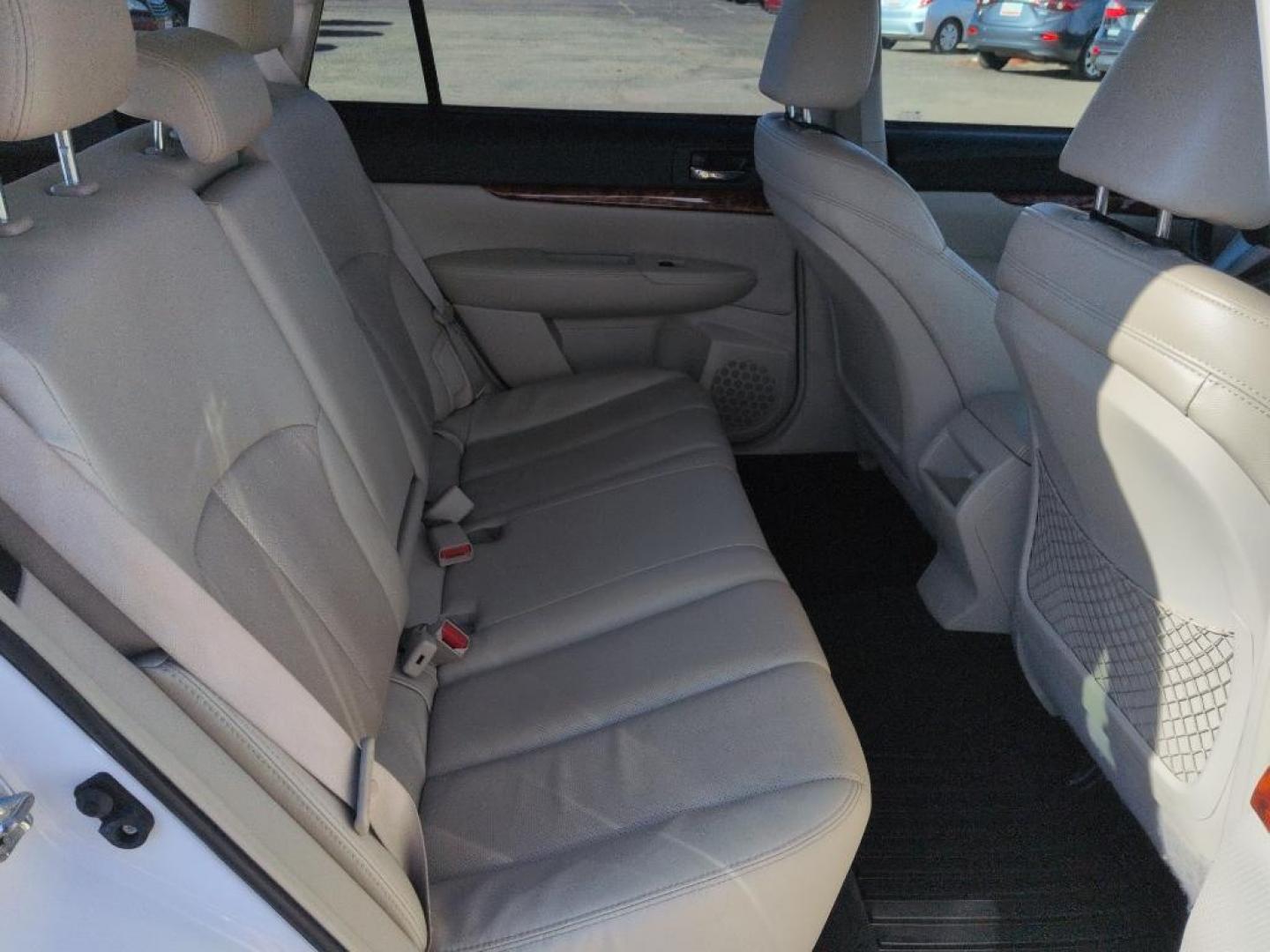 2011 WHITE Subaru Outback 2.5i Limited (4S4BRCLC5B3) with an 4 Cyl, 2.5L engine, Automatic transmission, located at 10890 W. Colfax Ave., Lakewood, CO, 80215, (303) 274-7692, 39.739914, -105.120132 - Photo#21