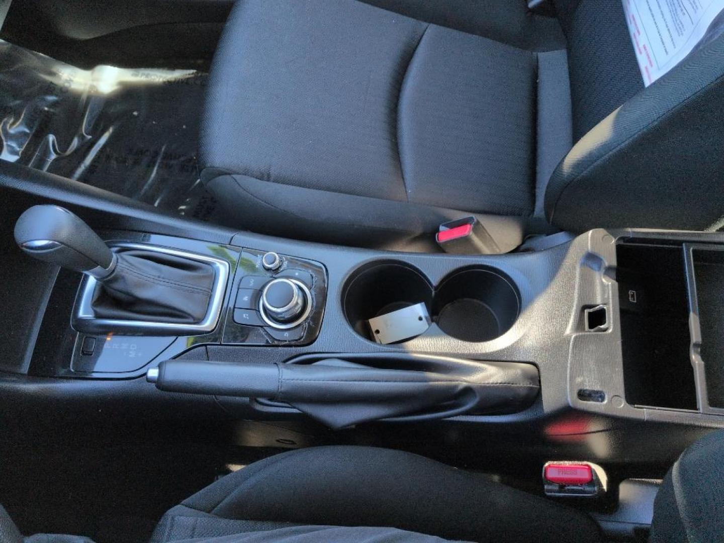 2015 GRAY Mazda Mazda3 i Sport w/SKYACTIV-G (3MZBM1U79FM) with an 4 Cyl, 2.0L engine, Automatic transmission, located at 10890 W. Colfax Ave., Lakewood, CO, 80215, (303) 274-7692, 39.739914, -105.120132 - Photo#13