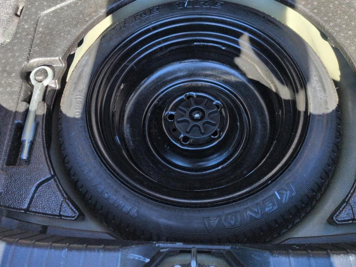 2015 GRAY Mazda Mazda3 i Sport w/SKYACTIV-G (3MZBM1U79FM) with an 4 Cyl, 2.0L engine, Automatic transmission, located at 10890 W. Colfax Ave., Lakewood, CO, 80215, (303) 274-7692, 39.739914, -105.120132 - Photo#21