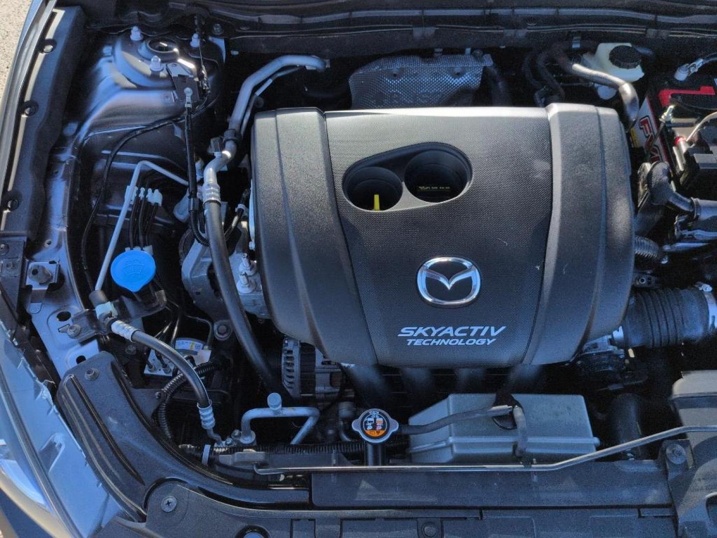 2015 GRAY Mazda Mazda3 i Sport w/SKYACTIV-G (3MZBM1U79FM) with an 4 Cyl, 2.0L engine, Automatic transmission, located at 10890 W. Colfax Ave., Lakewood, CO, 80215, (303) 274-7692, 39.739914, -105.120132 - Photo#22