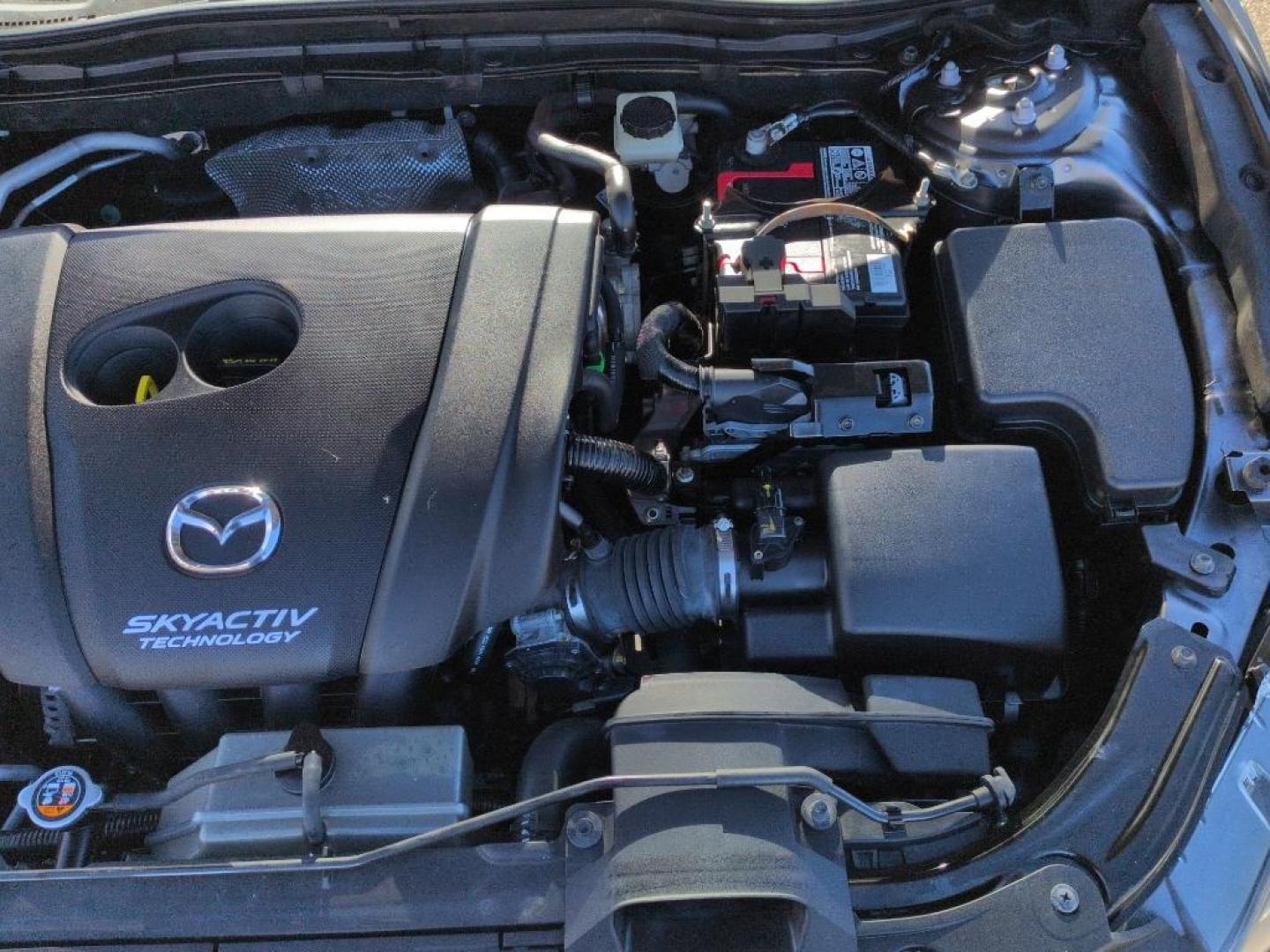 2015 GRAY Mazda Mazda3 i Sport w/SKYACTIV-G (3MZBM1U79FM) with an 4 Cyl, 2.0L engine, Automatic transmission, located at 10890 W. Colfax Ave., Lakewood, CO, 80215, (303) 274-7692, 39.739914, -105.120132 - Photo#23