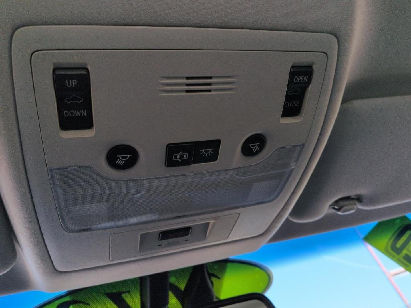 2013 BLUE Lexus ES 350 Base (JTHBK1GG6D2) with an V6, 3.5L engine, Automatic transmission, located at 10890 W. Colfax Ave., Lakewood, CO, 80215, (303) 274-7692, 39.739914, -105.120132 - Photo#15