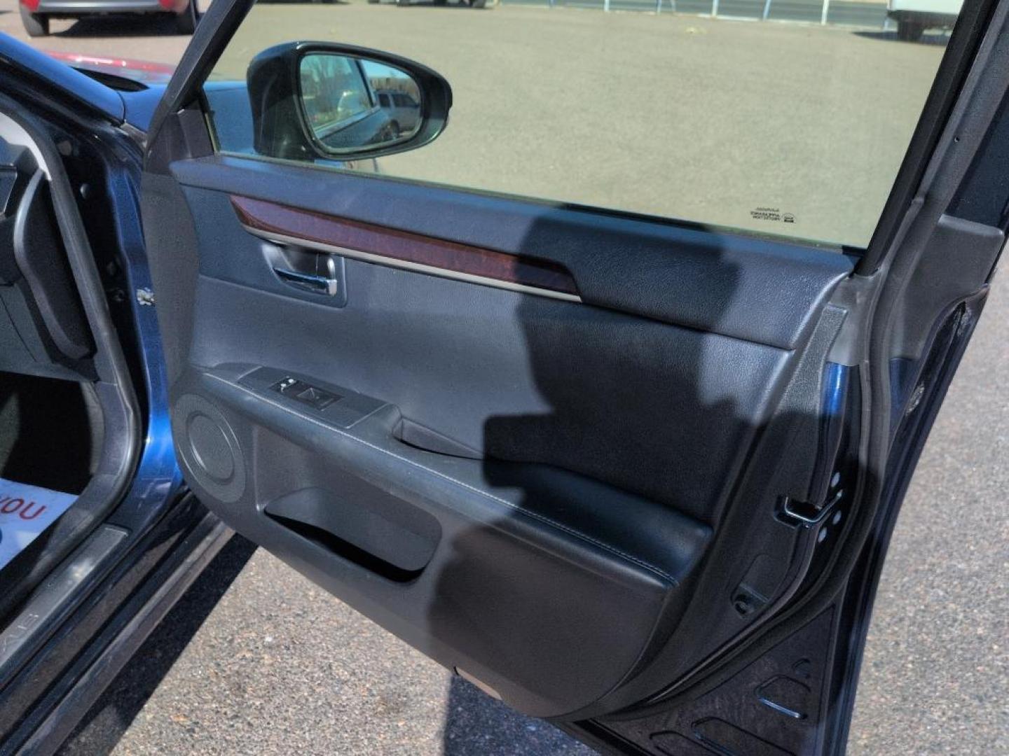 2013 BLUE Lexus ES 350 Base (JTHBK1GG6D2) with an V6, 3.5L engine, Automatic transmission, located at 10890 W. Colfax Ave., Lakewood, CO, 80215, (303) 274-7692, 39.739914, -105.120132 - Photo#19