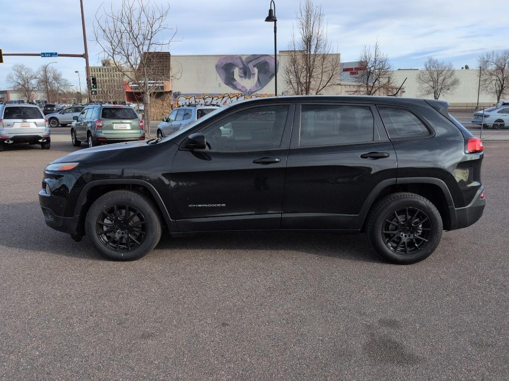 2014 BLACK Jeep Cherokee Sport (1C4PJLAB7EW) with an 4 Cyl, 2.4L engine, Automatic transmission, located at 10890 W. Colfax Ave., Lakewood, CO, 80215, (303) 274-7692, 39.739914, -105.120132 - Photo#7