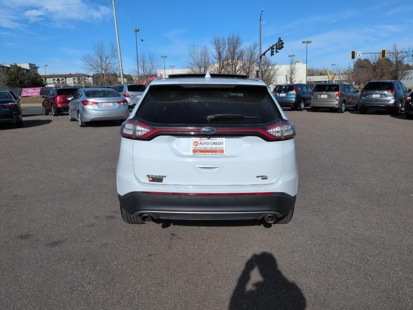 2015 WHITE Ford Edge SEL (2FMTK4J87FB) with an V6, 3.5L engine, Automatic transmission, located at 10890 W. Colfax Ave., Lakewood, CO, 80215, (303) 274-7692, 39.739914, -105.120132 - Photo#5