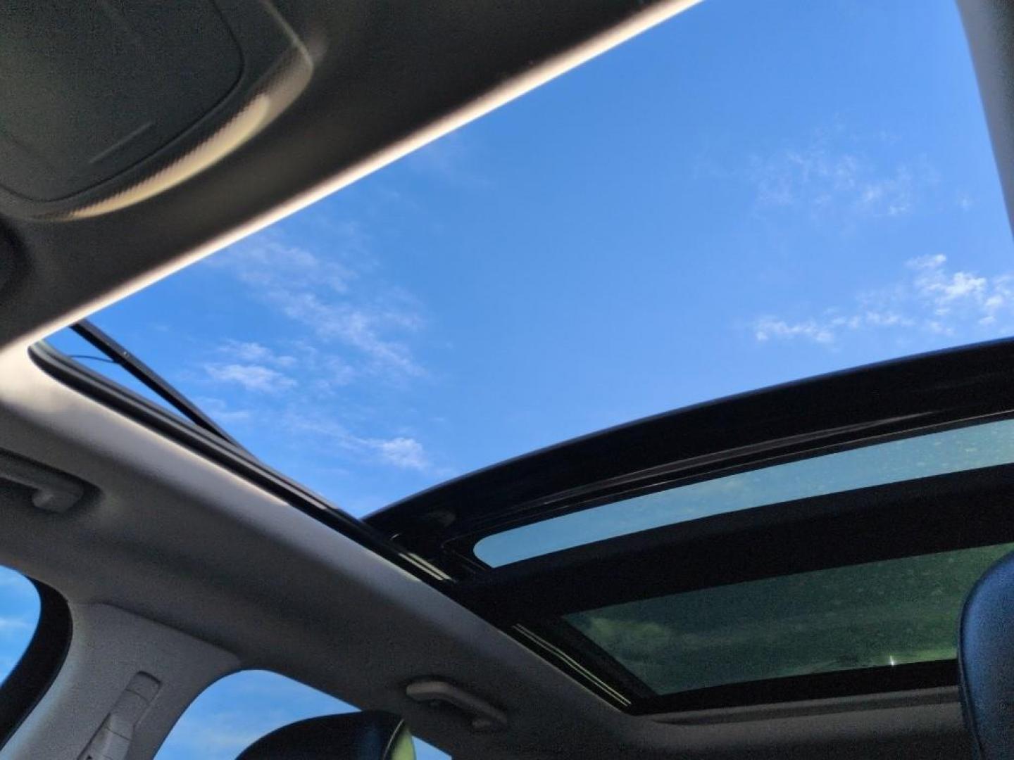 2015 WHITE Ford Edge SEL (2FMTK4J87FB) with an V6, 3.5L engine, Automatic transmission, located at 10890 W. Colfax Ave., Lakewood, CO, 80215, (303) 274-7692, 39.739914, -105.120132 - Photo#15