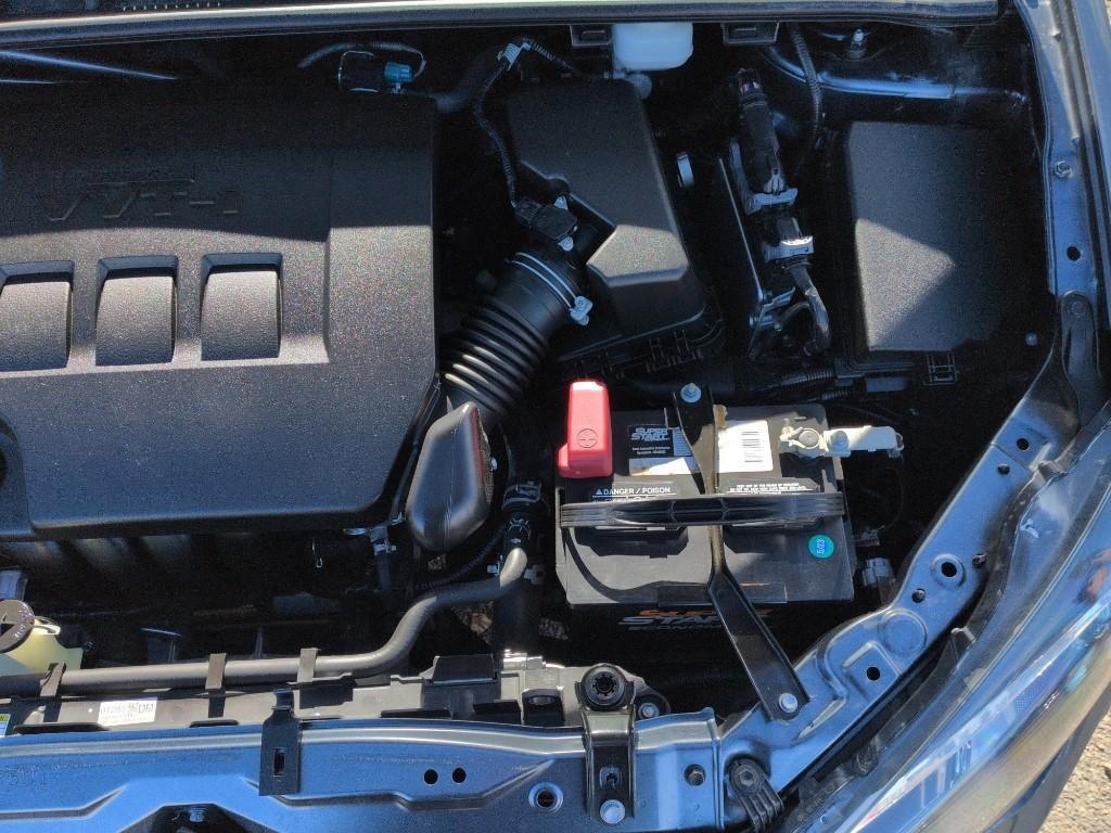 2019 GRAY Toyota Corolla SE CVT (2T1BURHE9KC) with an 4 Cyl, 1.8L engine, Automatic transmission, located at 10890 W. Colfax Ave., Lakewood, CO, 80215, (303) 274-7692, 39.739914, -105.120132 - Photo#23