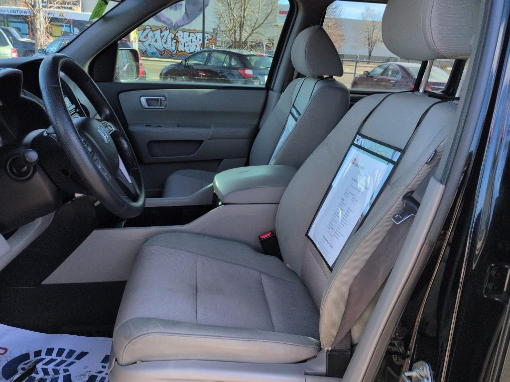 2013 BLACK Honda Pilot EX (5FNYF3H41DB) with an V6, 3.5L engine, Automatic transmission, located at 10890 W. Colfax Ave., Lakewood, CO, 80215, (303) 274-7692, 39.739914, -105.120132 - Photo#9