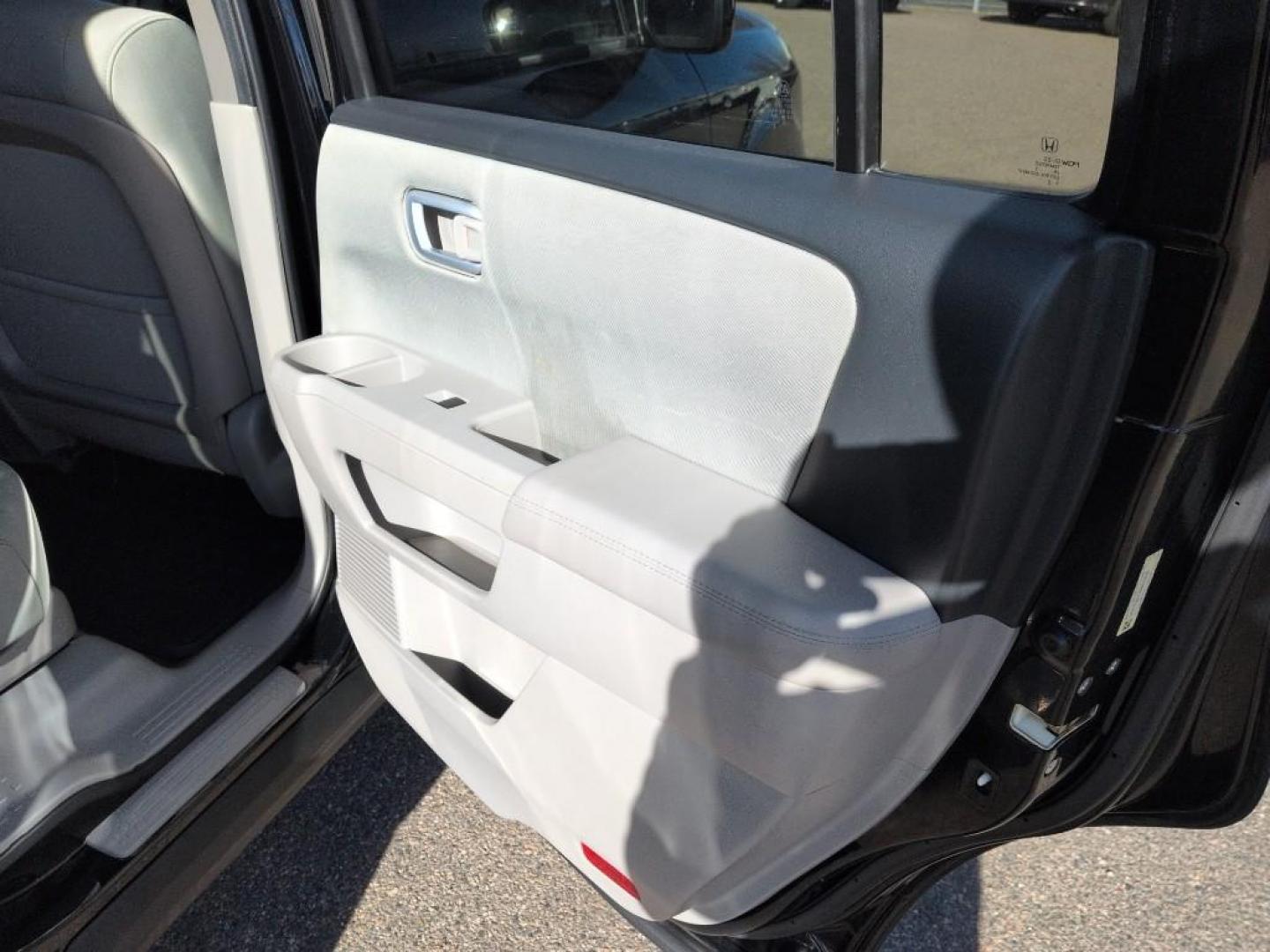 2013 BLACK Honda Pilot EX (5FNYF3H41DB) with an V6, 3.5L engine, Automatic transmission, located at 10890 W. Colfax Ave., Lakewood, CO, 80215, (303) 274-7692, 39.739914, -105.120132 - Photo#19