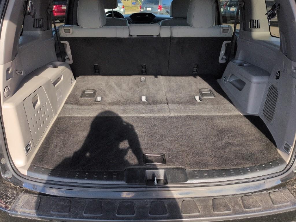 2013 BLACK Honda Pilot EX (5FNYF3H41DB) with an V6, 3.5L engine, Automatic transmission, located at 10890 W. Colfax Ave., Lakewood, CO, 80215, (303) 274-7692, 39.739914, -105.120132 - Photo#23