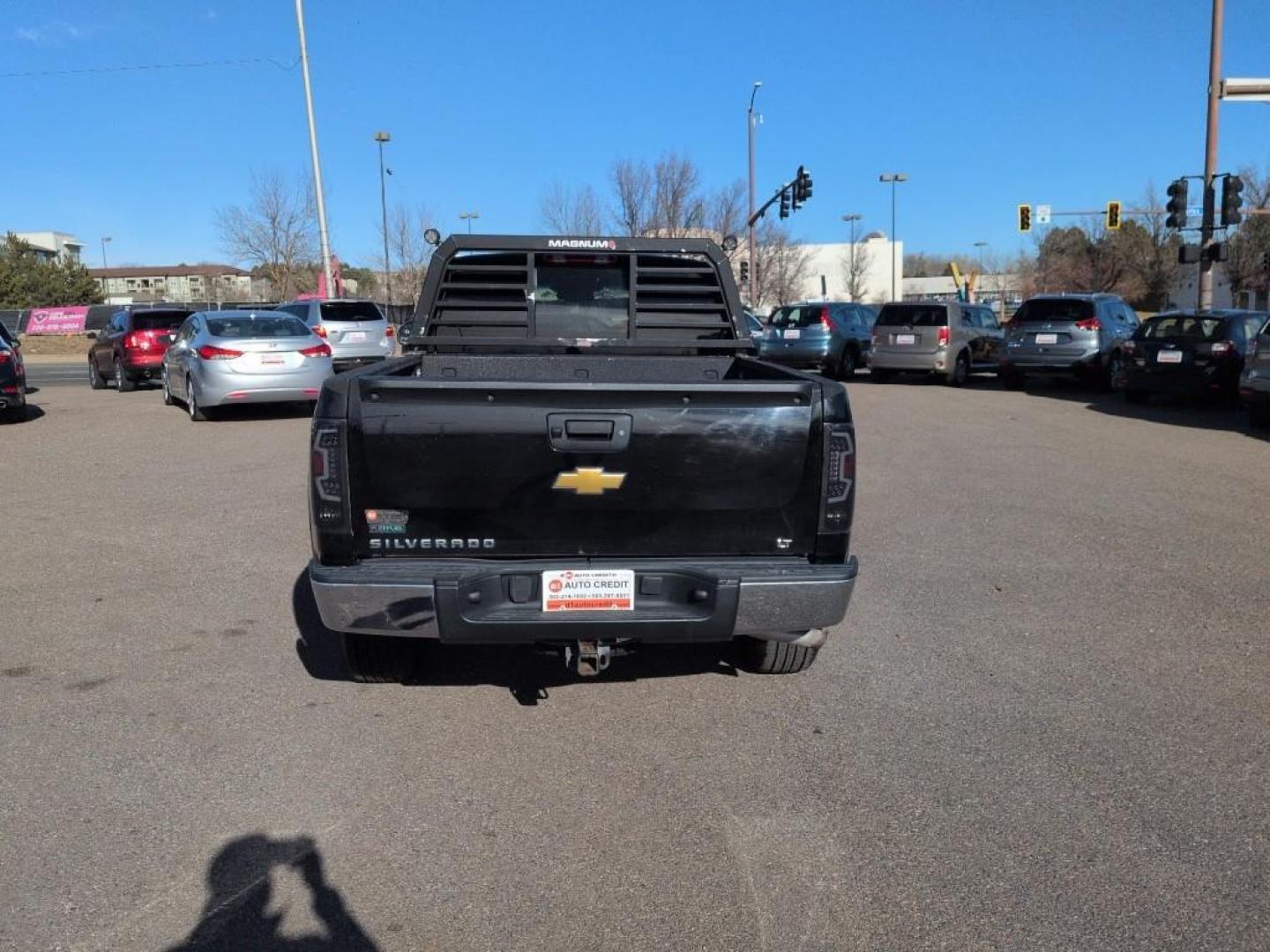 2012 BLACK Chevrolet Silverado LT (1GCRKSE77CZ) with an V8, 5.3L engine, Automatic transmission, located at 10890 W. Colfax Ave., Lakewood, CO, 80215, (303) 274-7692, 39.739914, -105.120132 - Photo#5