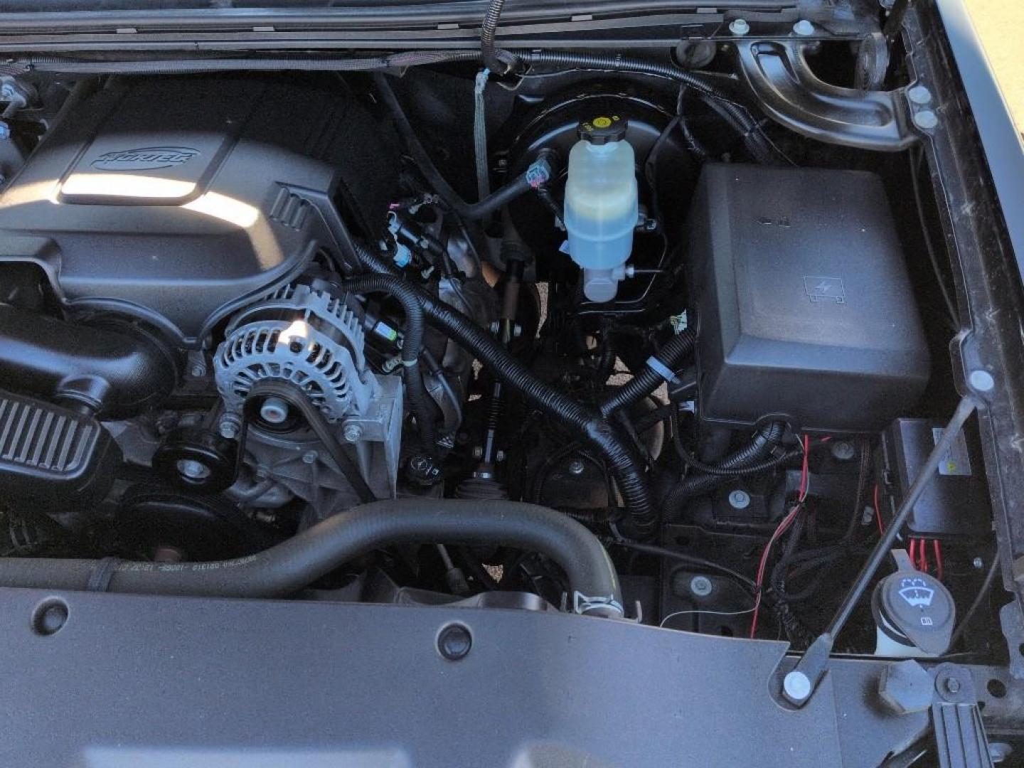 2012 BLACK Chevrolet Silverado LT (1GCRKSE77CZ) with an V8, 5.3L engine, Automatic transmission, located at 10890 W. Colfax Ave., Lakewood, CO, 80215, (303) 274-7692, 39.739914, -105.120132 - Photo#22