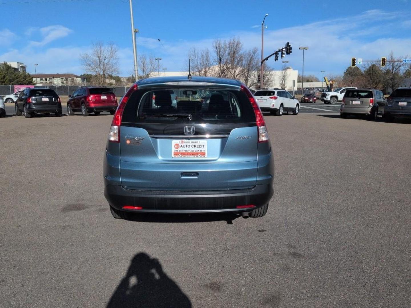 2013 GRAY Honda CR-V LX (5J6RM4H31DL) with an 4 Cyl, 2.4L engine, Automatic transmission, located at 10890 W. Colfax Ave., Lakewood, CO, 80215, (303) 274-7692, 39.739914, -105.120132 - Photo#5