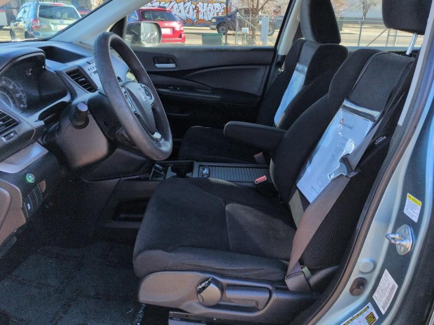 2013 GRAY Honda CR-V LX (5J6RM4H31DL) with an 4 Cyl, 2.4L engine, Automatic transmission, located at 10890 W. Colfax Ave., Lakewood, CO, 80215, (303) 274-7692, 39.739914, -105.120132 - Photo#9