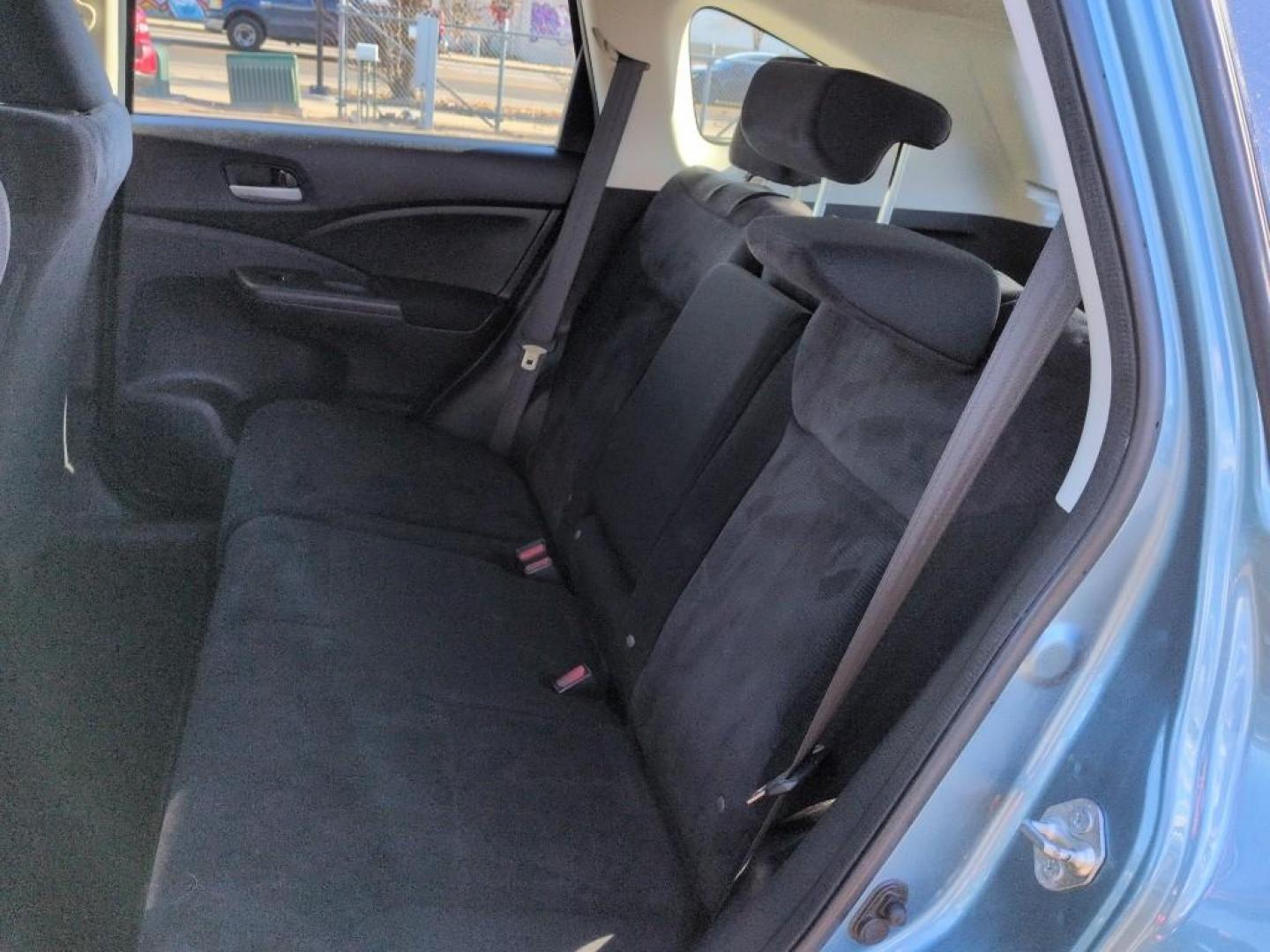 2013 GRAY Honda CR-V LX (5J6RM4H31DL) with an 4 Cyl, 2.4L engine, Automatic transmission, located at 10890 W. Colfax Ave., Lakewood, CO, 80215, (303) 274-7692, 39.739914, -105.120132 - Photo#15