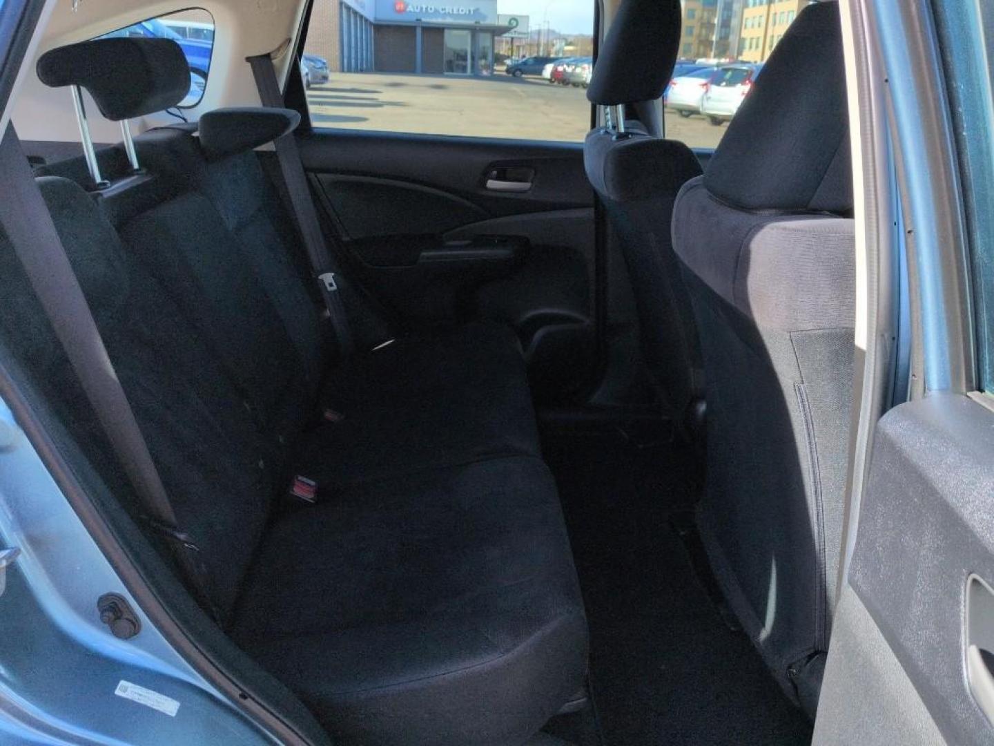 2013 GRAY Honda CR-V LX (5J6RM4H31DL) with an 4 Cyl, 2.4L engine, Automatic transmission, located at 10890 W. Colfax Ave., Lakewood, CO, 80215, (303) 274-7692, 39.739914, -105.120132 - Photo#19