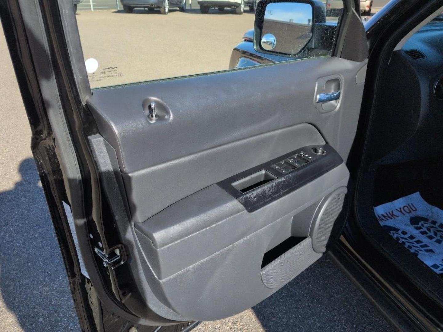 2016 BLACK Jeep Patriot Latitude (1C4NJPFB3GD) with an 4 Cyl, 2.4L engine, Automatic transmission, located at 10890 W. Colfax Ave., Lakewood, CO, 80215, (303) 274-7692, 39.739914, -105.120132 - Photo#8