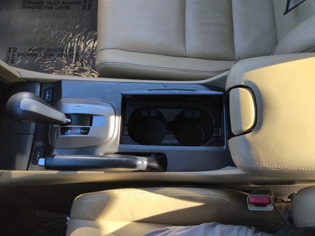 2012 BURGUNDY Honda Accord EX-L (1HGCP3F82CA) with an V6, 3.5L engine, Automatic transmission, located at 10890 W. Colfax Ave., Lakewood, CO, 80215, (303) 274-7692, 39.739914, -105.120132 - Photo#13