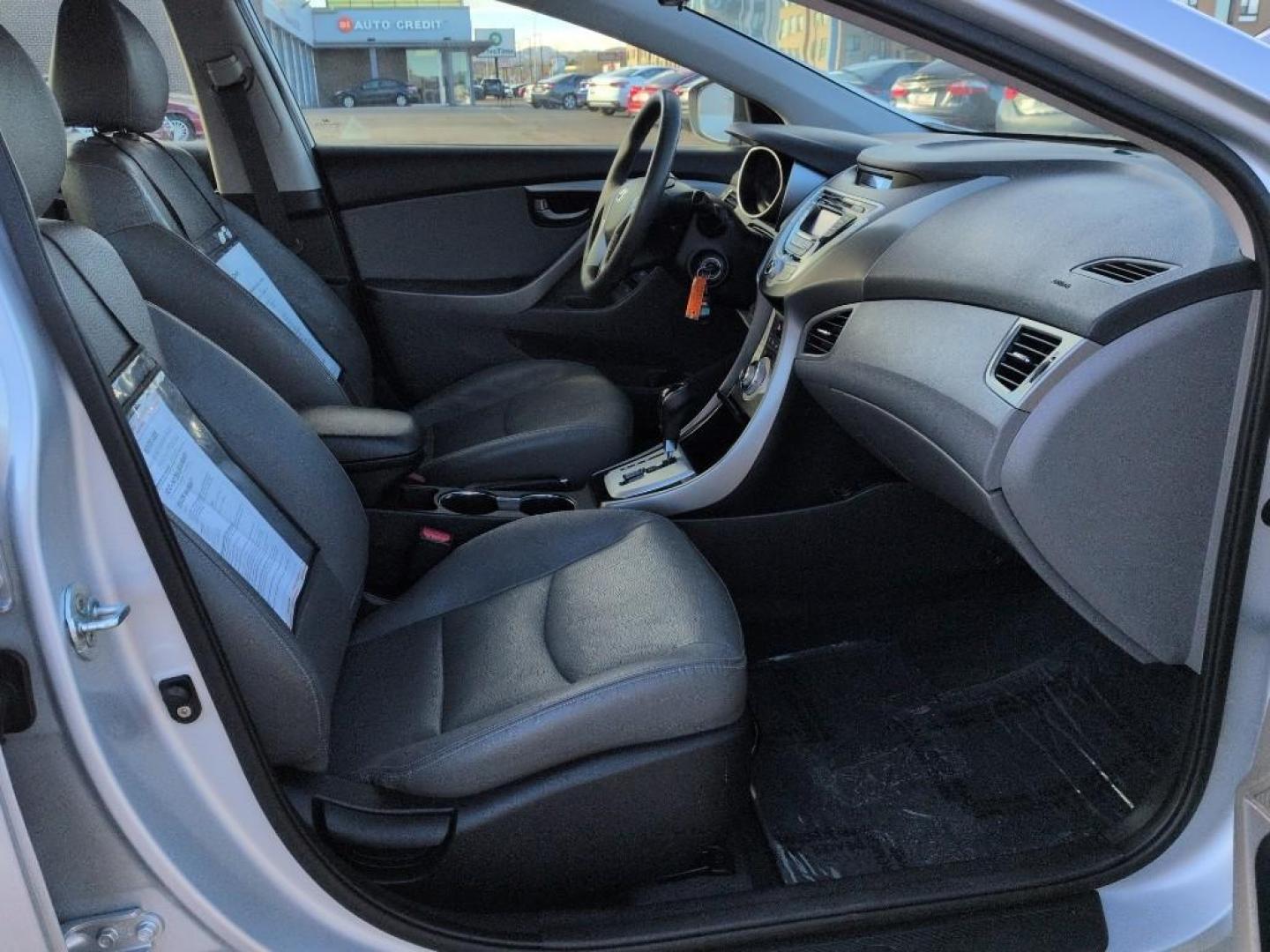 2012 SILVER Hyundai Elantra LIMITED (KMHDH4AE4CU) with an 4 Cyl, 1.8L engine, Automatic transmission, located at 10890 W. Colfax Ave., Lakewood, CO, 80215, (303) 274-7692, 39.739914, -105.120132 - Photo#17
