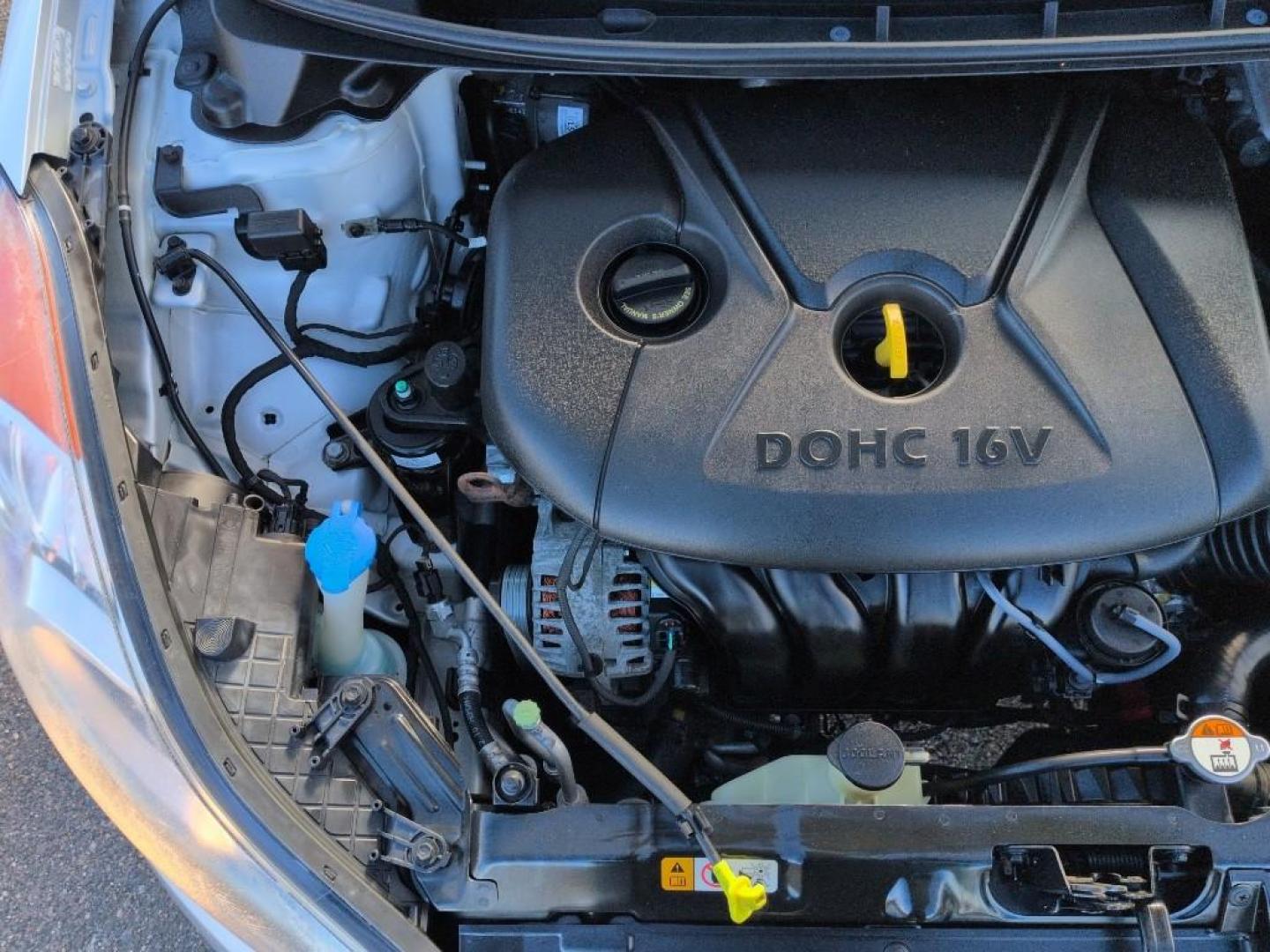 2012 SILVER Hyundai Elantra LIMITED (KMHDH4AE4CU) with an 4 Cyl, 1.8L engine, Automatic transmission, located at 10890 W. Colfax Ave., Lakewood, CO, 80215, (303) 274-7692, 39.739914, -105.120132 - Photo#22