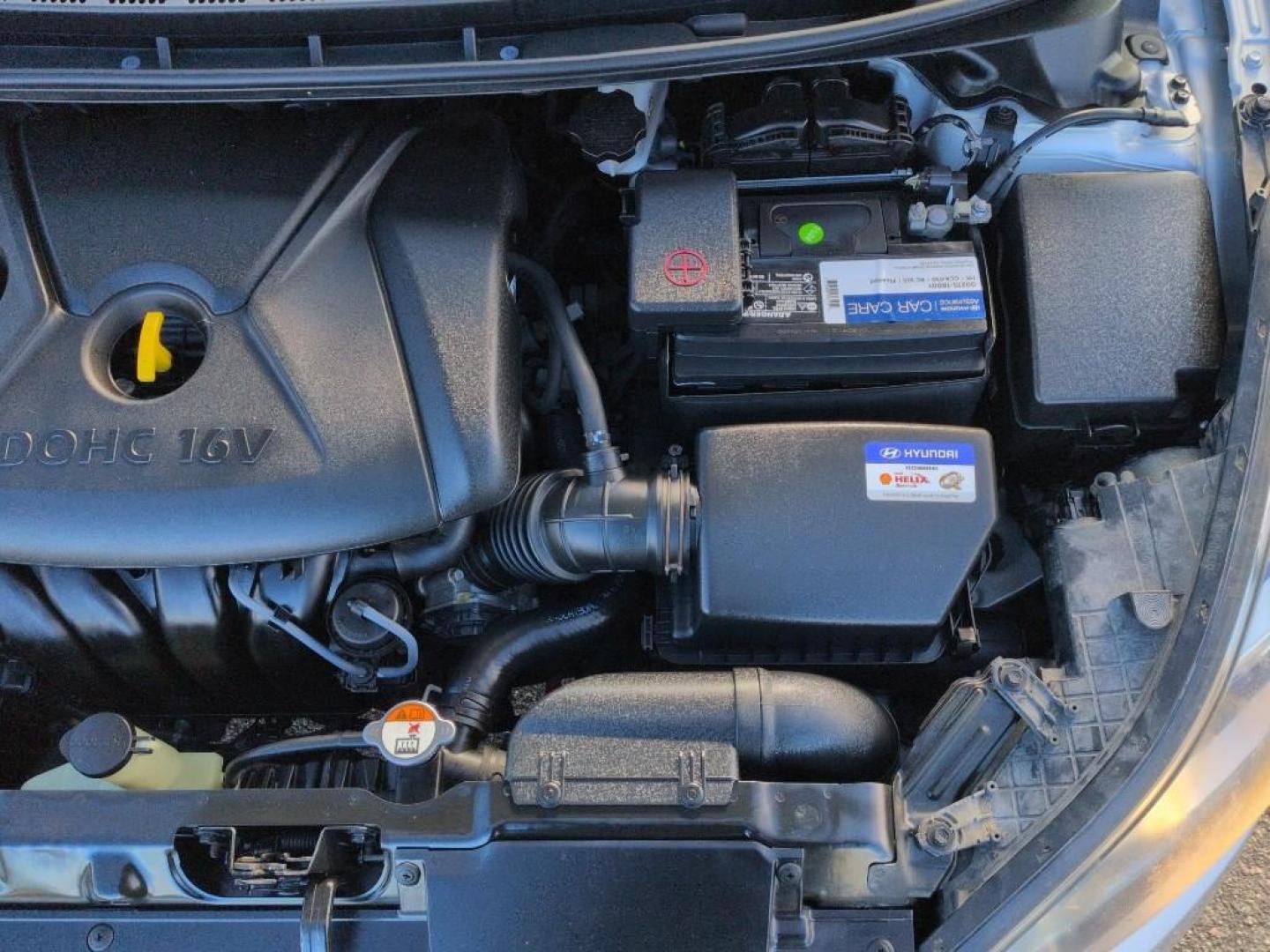 2012 SILVER Hyundai Elantra LIMITED (KMHDH4AE4CU) with an 4 Cyl, 1.8L engine, Automatic transmission, located at 10890 W. Colfax Ave., Lakewood, CO, 80215, (303) 274-7692, 39.739914, -105.120132 - Photo#23