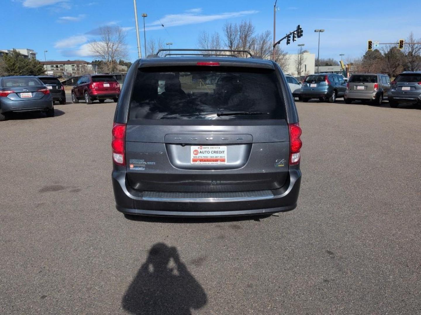 2016 GRAY Dodge Grand Caravan R/T (2C4RDGEG3GR) with an V6, 3.6L engine, Automatic transmission, located at 10890 W. Colfax Ave., Lakewood, CO, 80215, (303) 274-7692, 39.739914, -105.120132 - Photo#5