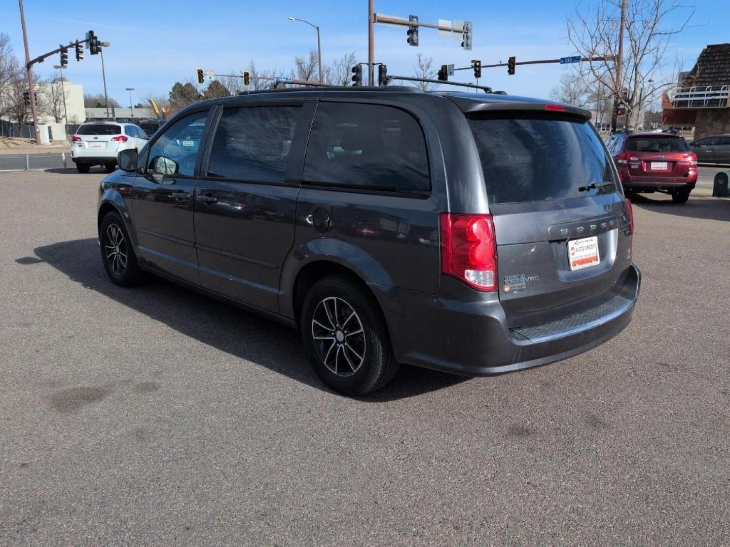 2016 GRAY Dodge Grand Caravan R/T (2C4RDGEG3GR) with an V6, 3.6L engine, Automatic transmission, located at 10890 W. Colfax Ave., Lakewood, CO, 80215, (303) 274-7692, 39.739914, -105.120132 - Photo#6