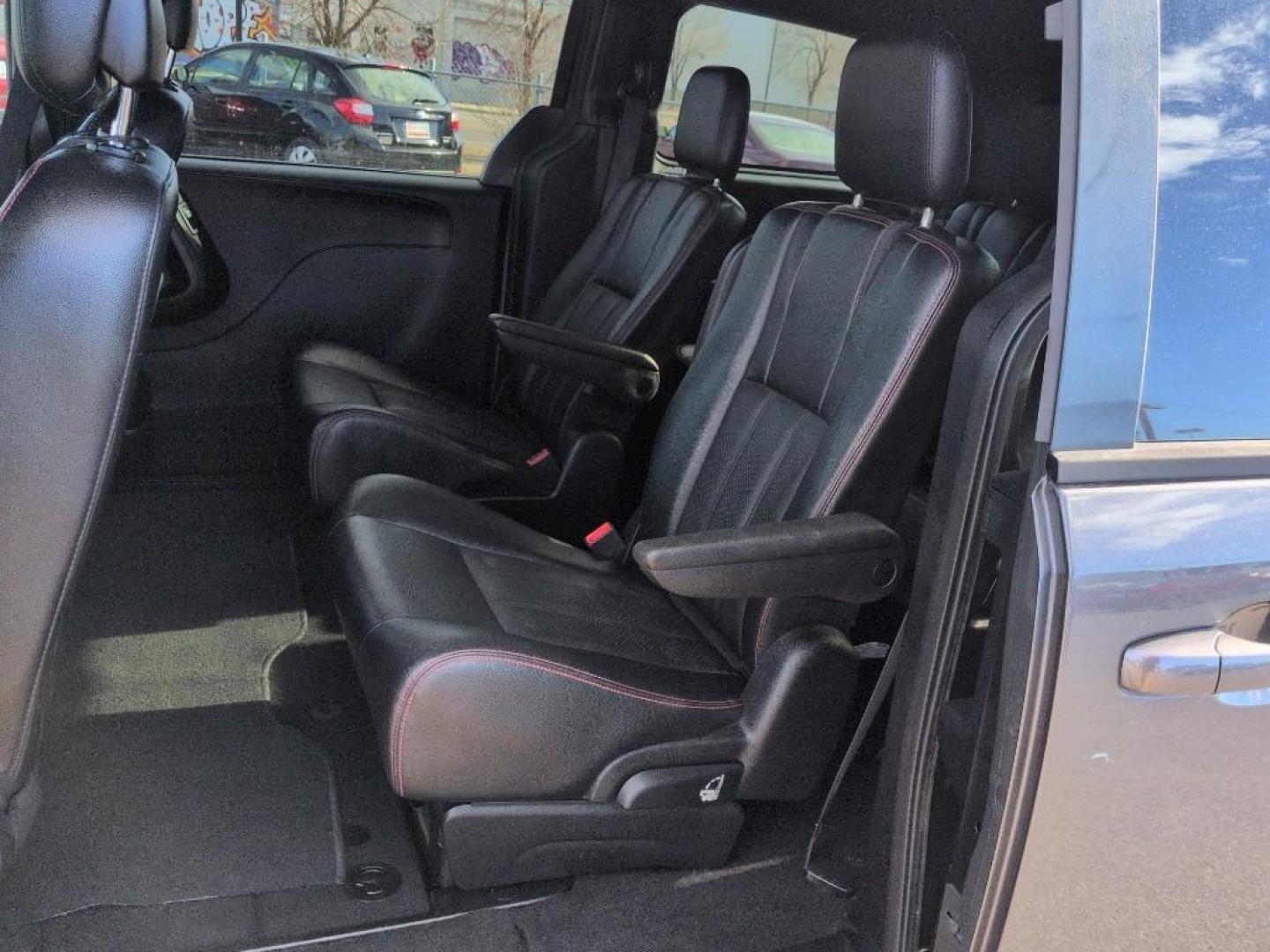 2016 GRAY Dodge Grand Caravan R/T (2C4RDGEG3GR) with an V6, 3.6L engine, Automatic transmission, located at 10890 W. Colfax Ave., Lakewood, CO, 80215, (303) 274-7692, 39.739914, -105.120132 - Photo#15
