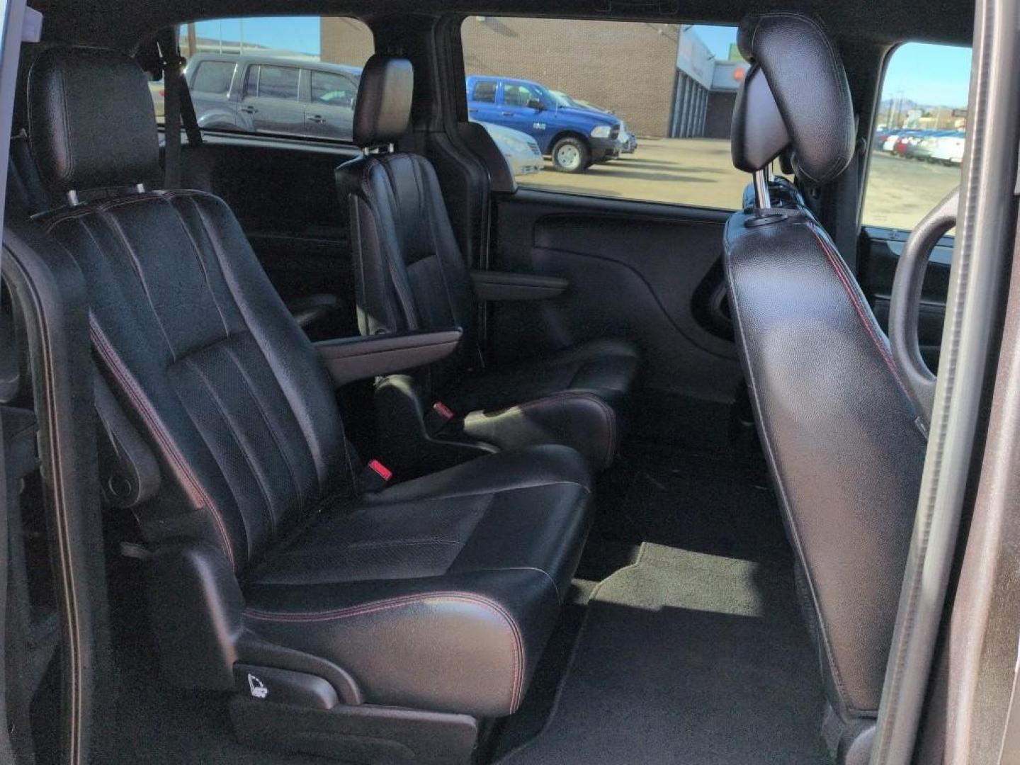 2016 GRAY Dodge Grand Caravan R/T (2C4RDGEG3GR) with an V6, 3.6L engine, Automatic transmission, located at 10890 W. Colfax Ave., Lakewood, CO, 80215, (303) 274-7692, 39.739914, -105.120132 - Photo#19