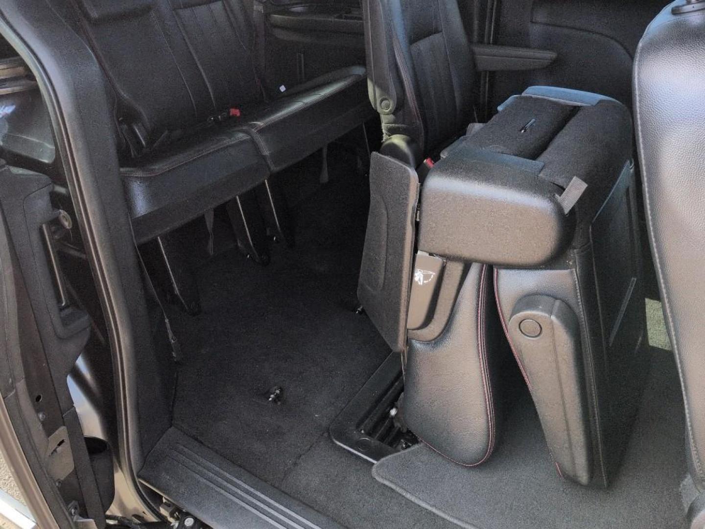 2016 GRAY Dodge Grand Caravan R/T (2C4RDGEG3GR) with an V6, 3.6L engine, Automatic transmission, located at 10890 W. Colfax Ave., Lakewood, CO, 80215, (303) 274-7692, 39.739914, -105.120132 - Photo#20