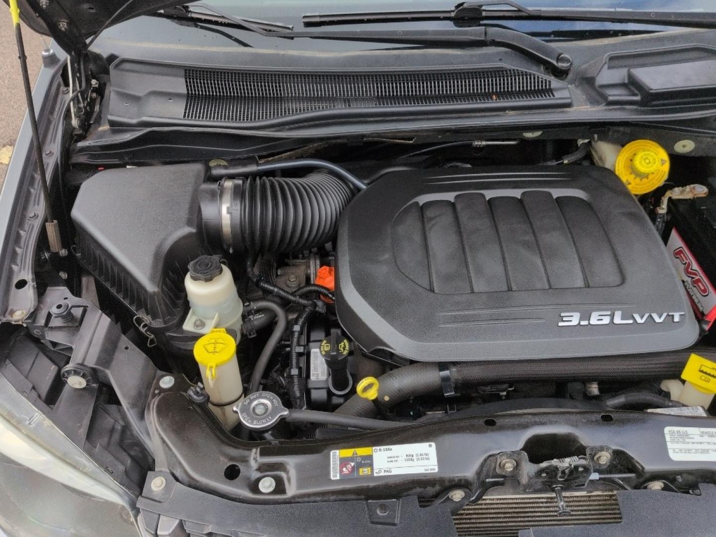2016 GRAY Dodge Grand Caravan R/T (2C4RDGEG3GR) with an V6, 3.6L engine, Automatic transmission, located at 10890 W. Colfax Ave., Lakewood, CO, 80215, (303) 274-7692, 39.739914, -105.120132- Photo#20