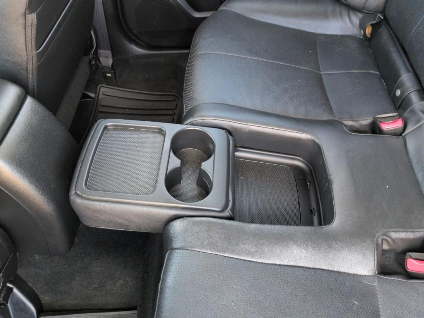 2011 SILVER Subaru Forester 2.5X Limited (JF2SHAEC0BH) with an 4 Cyl, 2.5L engine, Automatic transmission, located at 10890 W. Colfax Ave., Lakewood, CO, 80215, (303) 274-7692, 39.739914, -105.120132 - Photo#16