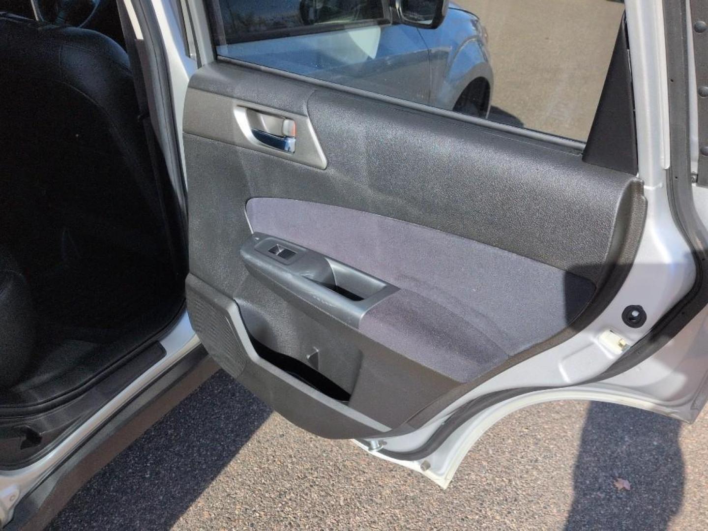 2011 SILVER Subaru Forester 2.5X Limited (JF2SHAEC0BH) with an 4 Cyl, 2.5L engine, Automatic transmission, located at 10890 W. Colfax Ave., Lakewood, CO, 80215, (303) 274-7692, 39.739914, -105.120132 - Photo#19