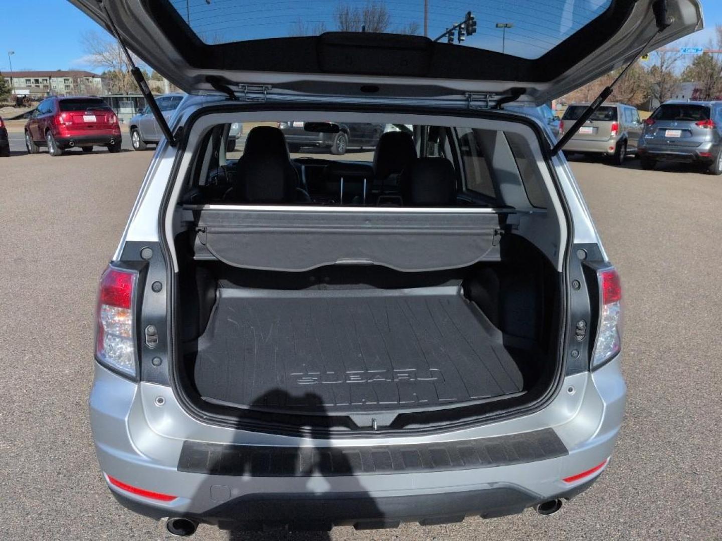 2011 SILVER Subaru Forester 2.5X Limited (JF2SHAEC0BH) with an 4 Cyl, 2.5L engine, Automatic transmission, located at 10890 W. Colfax Ave., Lakewood, CO, 80215, (303) 274-7692, 39.739914, -105.120132 - Photo#21