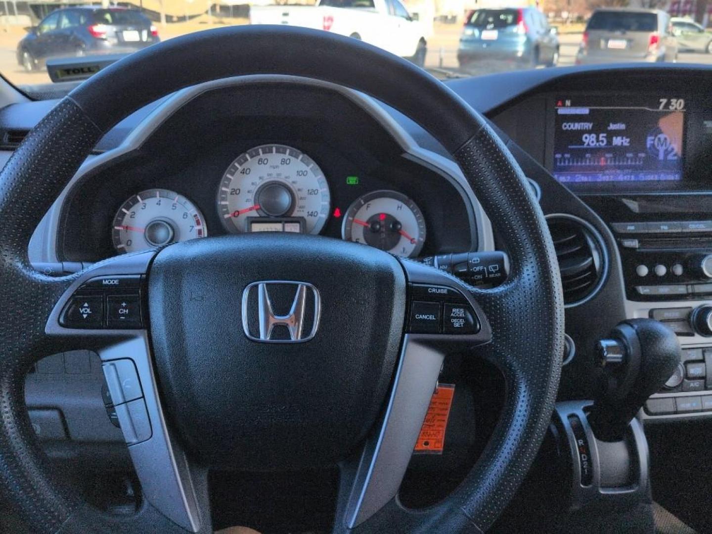 2013 WHITE Honda Pilot EX (5FNYF4H43DB) with an V6, 3.5L engine, Automatic transmission, located at 10890 W. Colfax Ave., Lakewood, CO, 80215, (303) 274-7692, 39.739914, -105.120132 - Photo#10